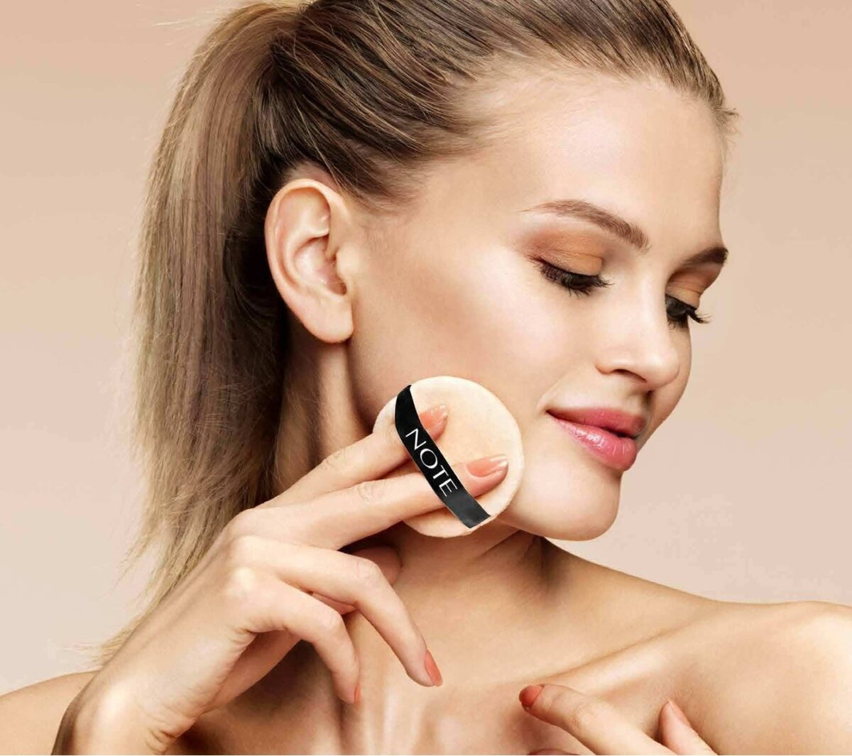 ⁦بودرة نوت المنثورة (18 جرام) - Note Loose Powder⁩ - الصورة ⁦3⁩