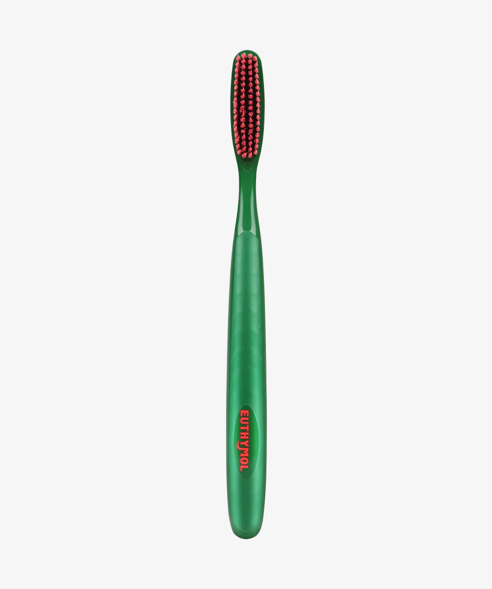 imgi_160_export-euthymol-original-toothbrush-classic-pdp-grid-1 فرشاة أسنان إيثيمول الكلاسيكية الناعمة (Euthymol Original Toothbrush - Soft) - الصورة 1