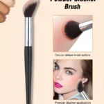 فرشاة البلاشر والبودرة الناعمة (Fluffy Brush) - لمسة حريرية
