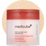 وسادات حمض السكسينيك والبانثينول لتهدئة البشرة من ميديكيوب (Medicube Red Succinic Acid Panthenol Pads) - 70 قطعة