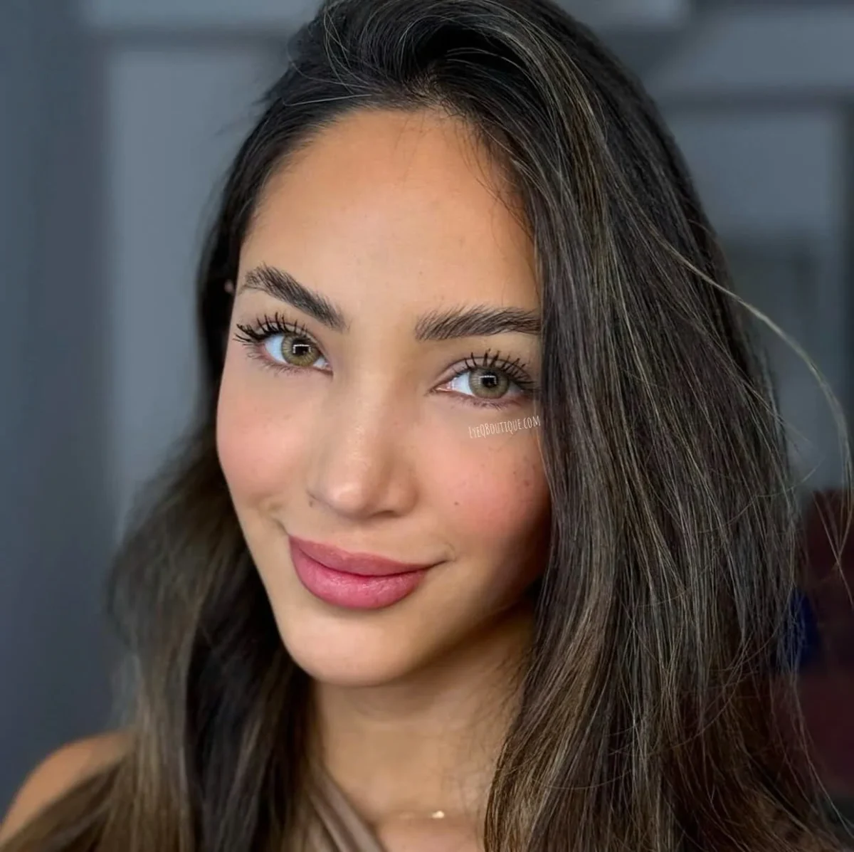 ⁦عدسة فرش ليدي - جورجيوس براون | Fresh lady Gorgeous Brown Contact Lenses⁩ - الصورة ⁦3⁩